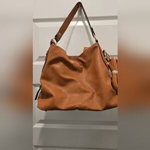 Amazon Tan Women's Shoulder Bag